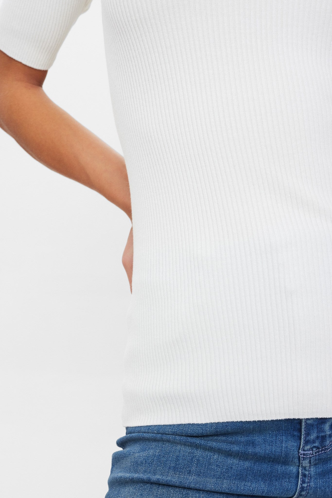 NUBIA SS PULLOVER  - Cloud Dancer