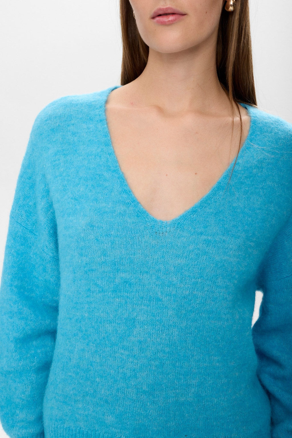 NURIETTE V-NECK PULLOVER  - Aquarius